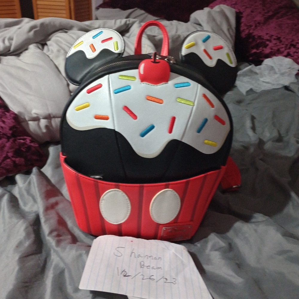 Minnie Mouse Cupcake Loungefly Backpack